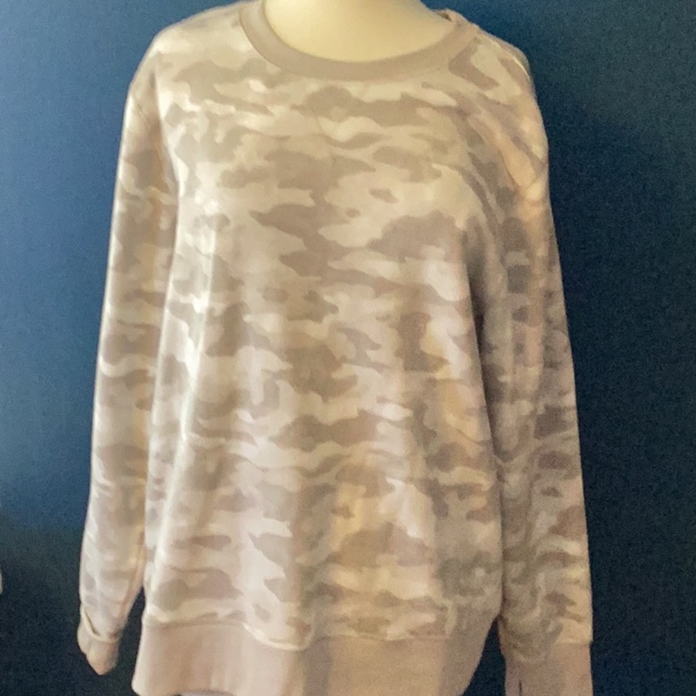 Tel Gear Sweatshirt